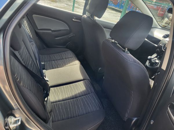 Mazda 2 2010 343949711
