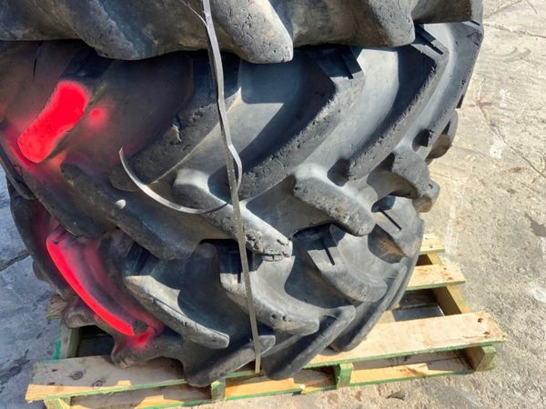 15.5/80/24 JCB TELEPORTER TYRES.........1255. 343955676