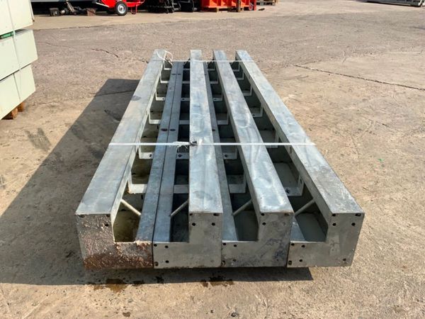 MEVA FORMWORK INTERNAL CORNERS.......979 343969454