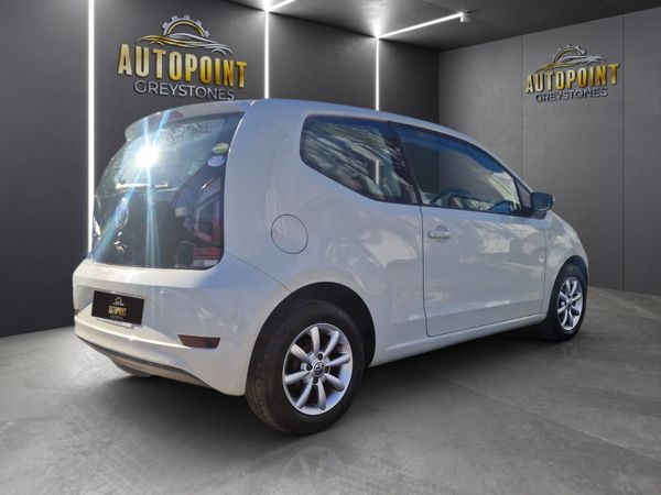 Volkswagen up! 2017 343975474