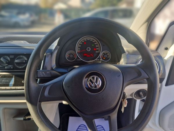 Volkswagen up! 2017 343975483