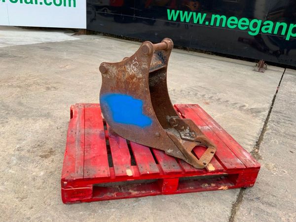 12" DIGGING BUCKET.....40mm PINS.....1485t. 343991294