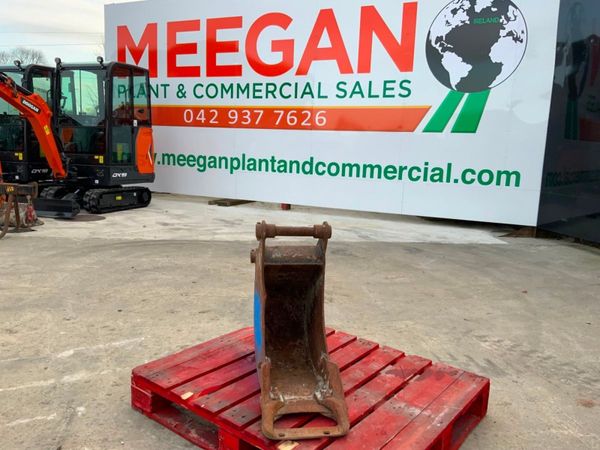 12" DIGGING BUCKET.....40mm PINS.....1485t. 343991299