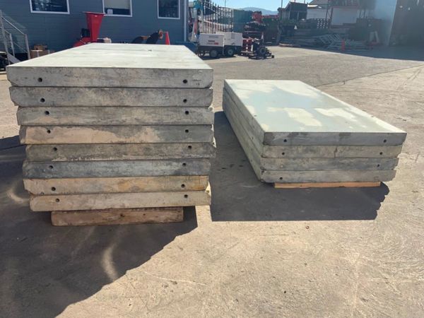 3.0mts x 1.25mts MEVA SHUTTERING PANS .......6552. 354158794