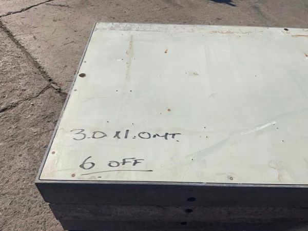 3.0mts x 1.0mts MEVA SHUTTERING PANS......6555.. 354161461