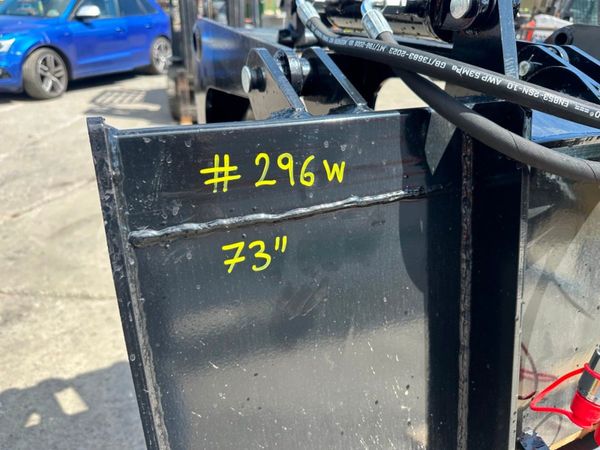 NEW..73" BOBCAT SKIDSTEER GRAB BUCKET..296W 354206796