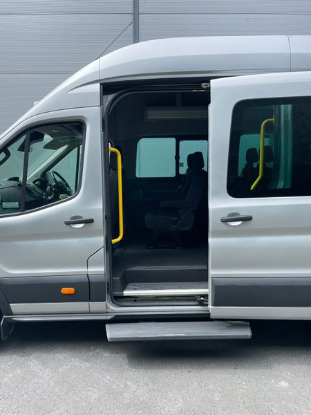 Transit 17 Seat Bus with Rear Wheelchair Lift 354201114