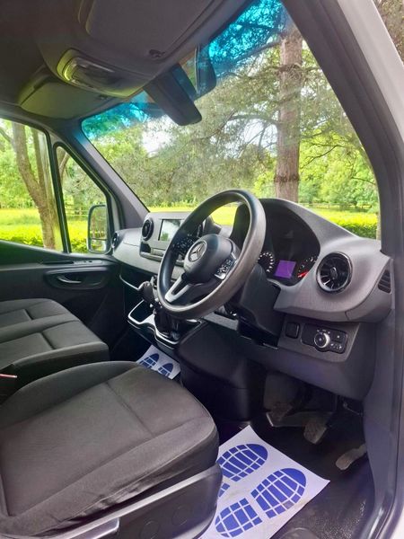 Mercedes-Benz Sprinter 2020 354282935