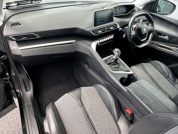 Peugeot 3008 Allure HDi 354311642