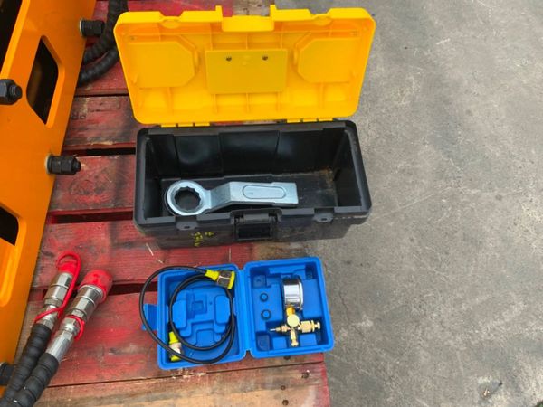 UNUSED SKID STEER HAMMER / POST DRIVER....376w. 354342800