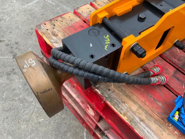 UNUSED SKID STEER HAMMER / POST DRIVER....376w. 354342815