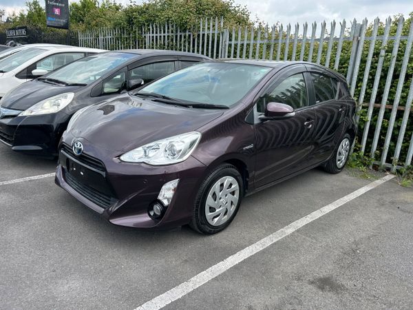 Toyota aqua hybrid auto Top Specs G 354353894