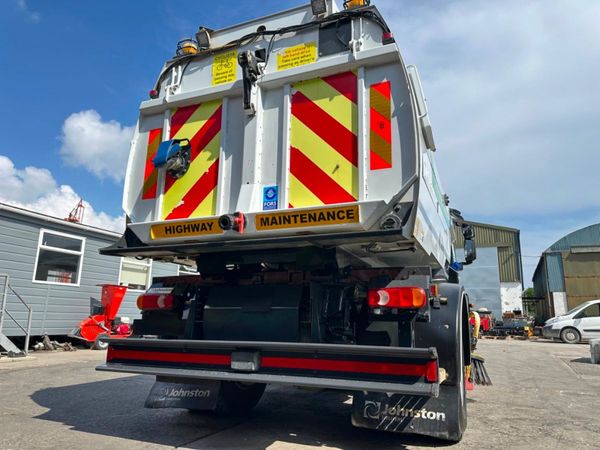 2018 IVECO...JOHNSTON ROAD SWEEPER ..115 Mile 354373173