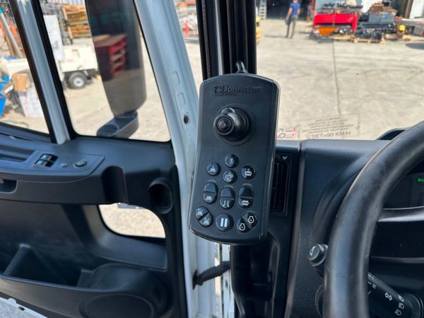 2018 IVECO...JOHNSTON ROAD SWEEPER ..115 Mile 354373188