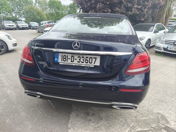 Mercedes-Benz E-Class E200d Avantgarde Auto 354373861