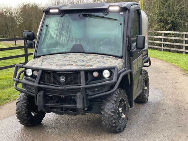 2022 John Deere Gator 865 with Canopy 354390977