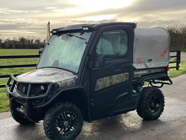 2022 John Deere Gator 865 with Canopy 354390979