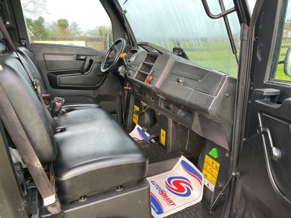 2022 John Deere Gator 865 with Canopy 354390991