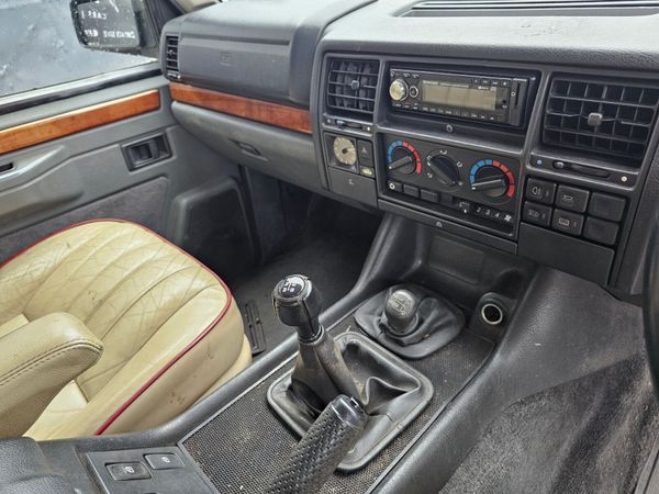 LANDROVER RANGE ROVER // GALVANISED CHASSIS 354407047