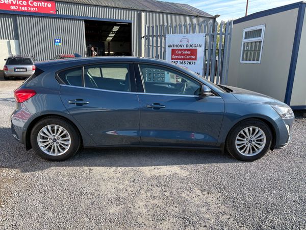 2021 Ford Focus 34km titanium 354439345