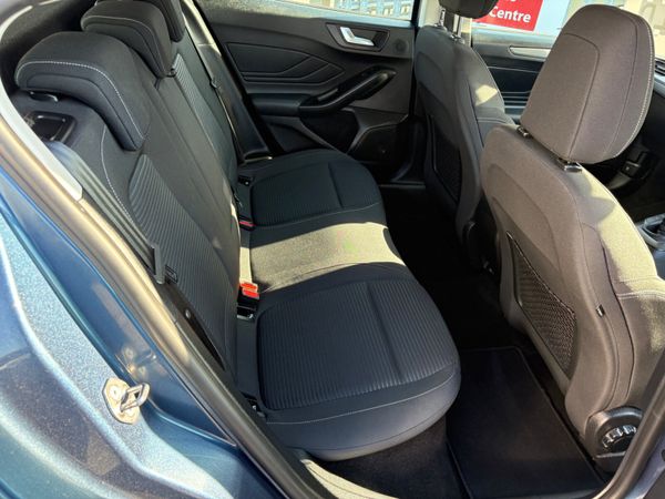 2021 Ford Focus 34km titanium 354439349