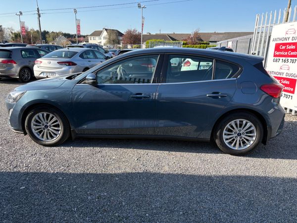 2021 Ford Focus 34km titanium 354439350
