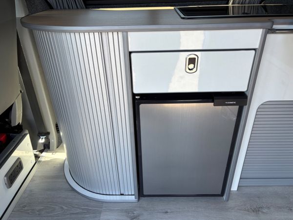 VW Transporter Camper 354514607