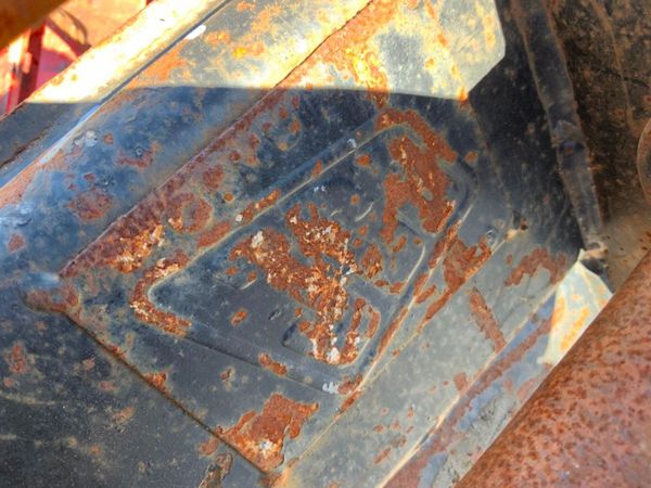 24" JCB MINI DIGGER BUCKET....35mm PINS.....216w. 354523731
