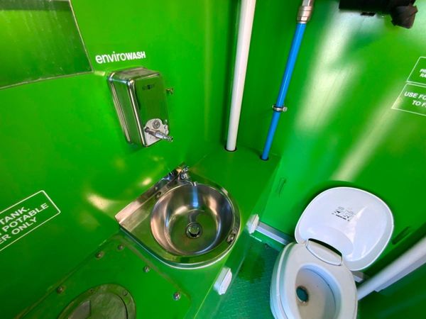 MINEARC   SELF CONTAINED PORTABLE TOILET. 354536041