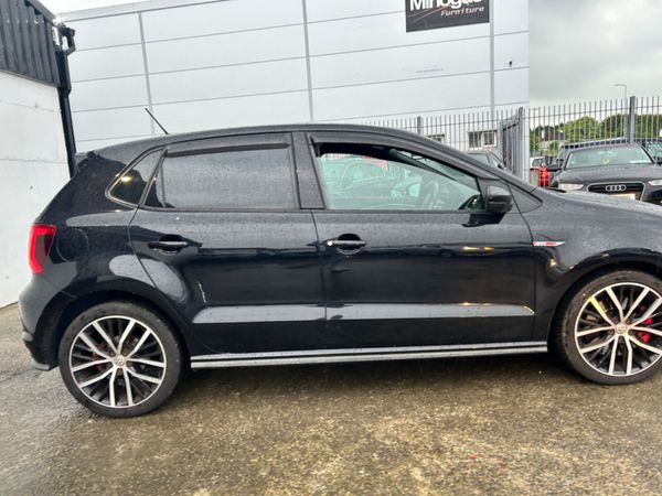 2016 Volkswagen Polo GTI 354570486