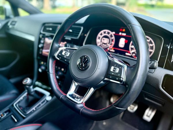 VW GTI 2.0 TSI 245BHP MANUAL Performance Pack 354570997