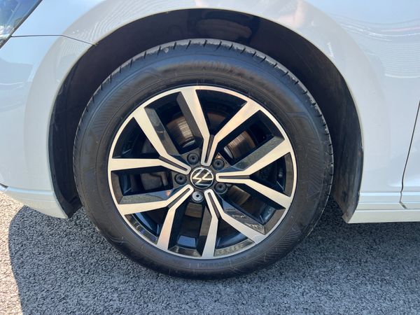 2020 (202) Volkswagen Passat SEL 2.0 TDI - Estate 354638705