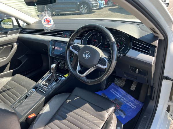 2020 (202) Volkswagen Passat SEL 2.0 TDI - Estate 354638709