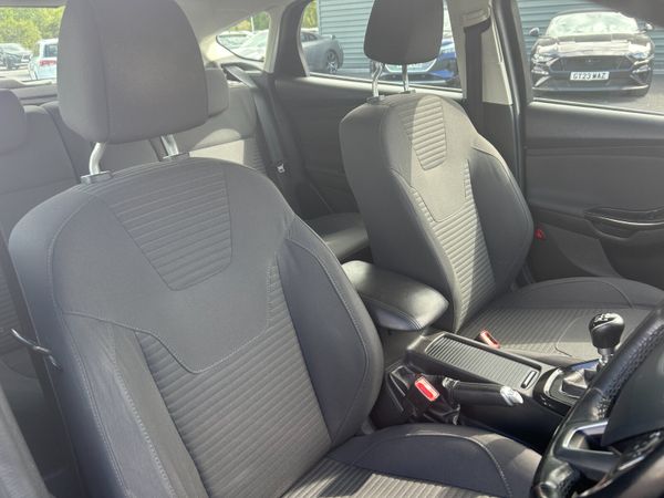 2016 Ford Focus Titanium 1.5 TDCI - Sat Nav 354644142