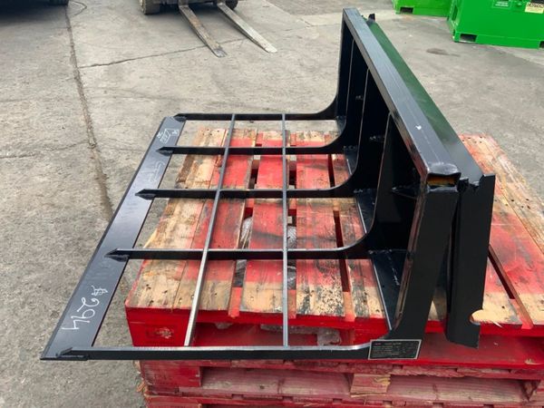 SKIDSTEER LAND LEVELLING RAKE BUCKET.....294. 354641755