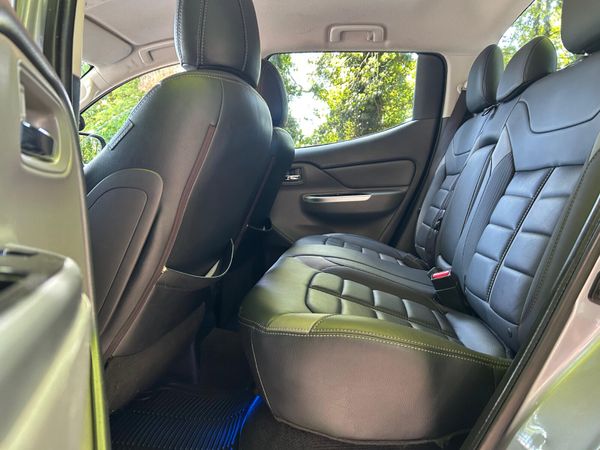 182 Mitsubishi L200 Massive Spec Automatic 354656728