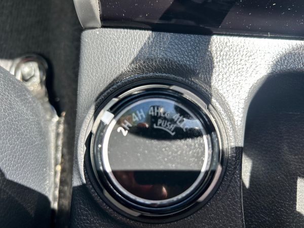 182 Mitsubishi L200 Massive Spec Automatic 354656736