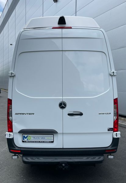 Sprinter 519 Derated Auto ExLWB ExHigh Roof Auto 354657818