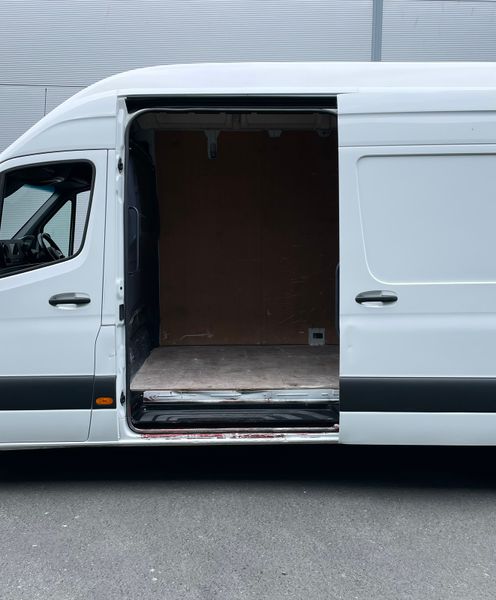 Sprinter 519 Derated Auto ExLWB ExHigh Roof Auto 354657813