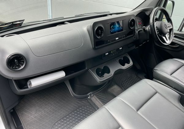 Sprinter 519 Derated Auto ExLWB ExHigh Roof Auto 354657821