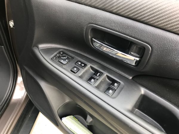 161 Mitsubishi Outlander 2.3 DI-D 6 Speed... 354658557