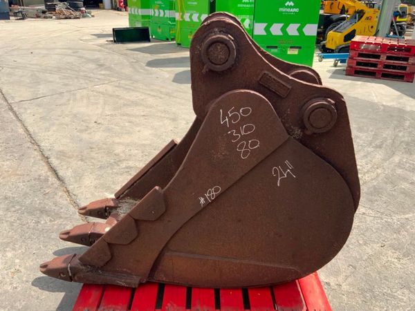 24"  STRICKLAND BUCKET.......80mm PINS......180. 354659087