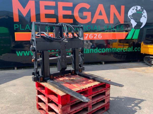 JCB PRECISION PLACER FORK CARRIAGE.....4280. 354666321