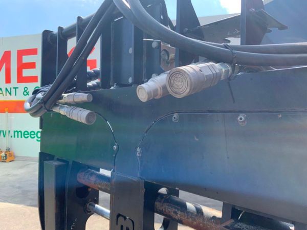 JCB PRECISION PLACER FORK CARRIAGE.....4280. 354666338