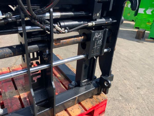JCB PRECISION PLACER FORK CARRIAGE.....4280. 354666330
