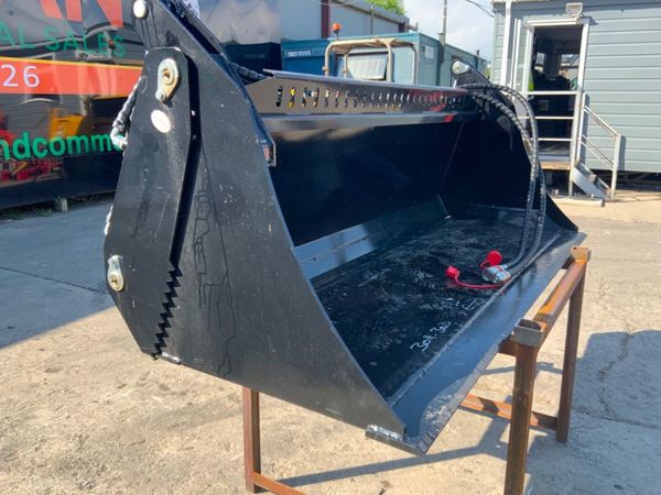 72" SKID STEER 4 IN 1 LOADER BUCKET......1508k. 354673388