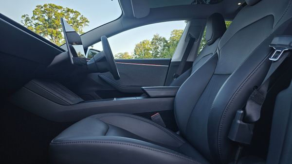 🔥 2024 Tesla Model 3 Highland RWD Low Miles 354728777