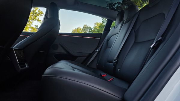 🔥 2024 Tesla Model 3 Highland RWD Low Miles 354728789