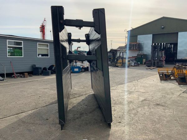 3.5 x 2.5 metre TRENCH BOX / SHORING ....4960 354762185