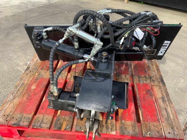 UNUSED SKIDSTEER STUMP GRINDER........322. 354762301